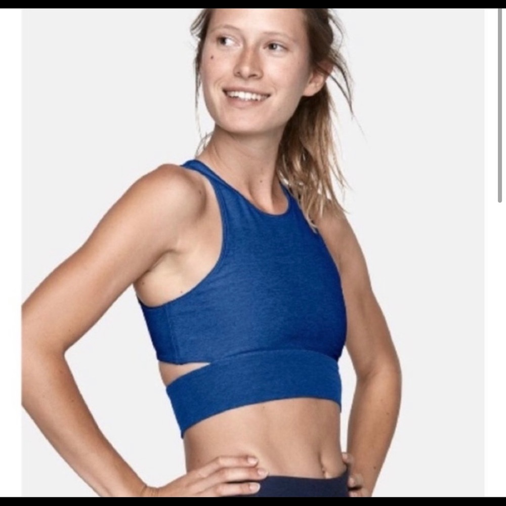 Outdoor Voices Slashback Crop Top